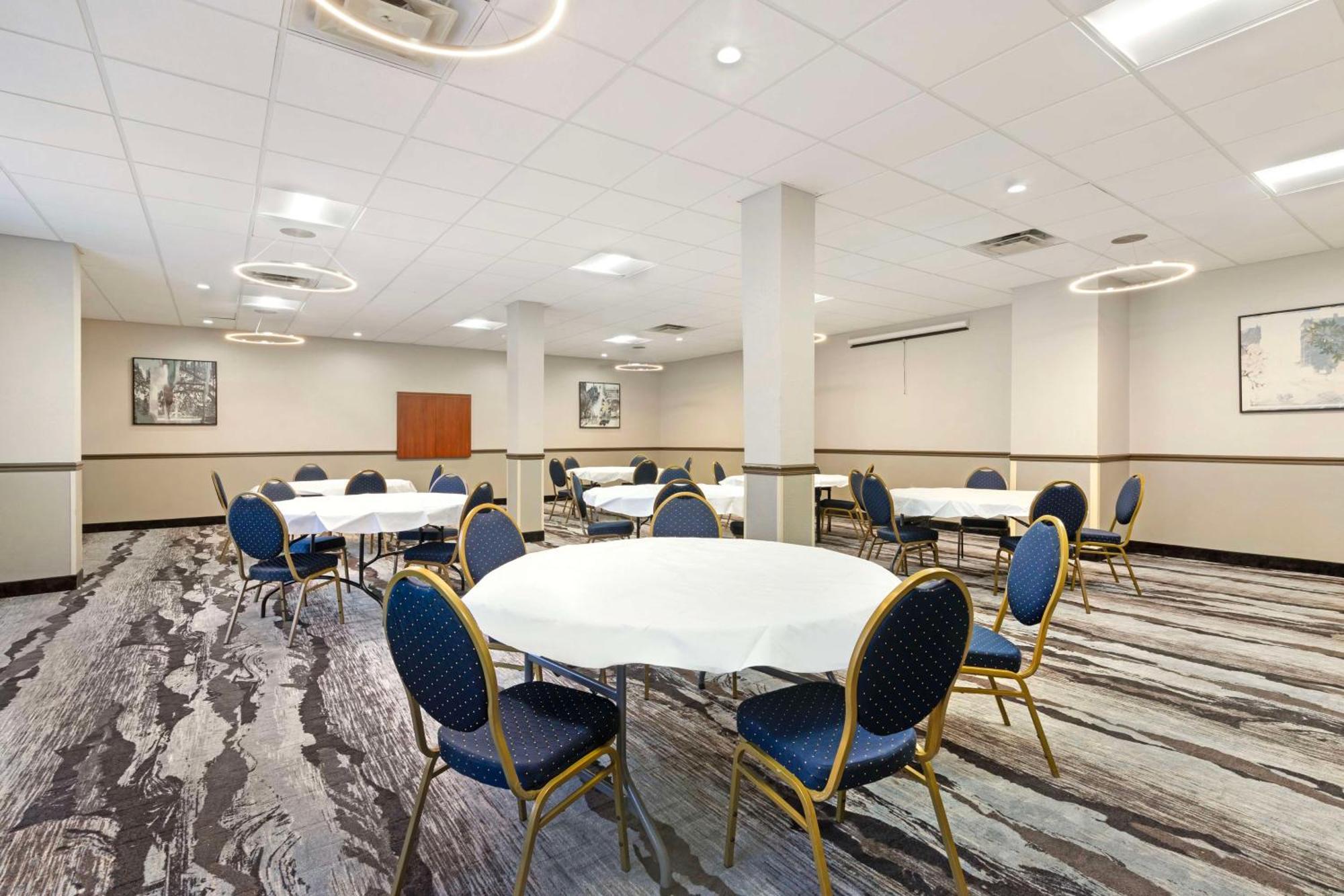 Best Western Savannah Airport Inn & Suites Pooler Eksteriør billede