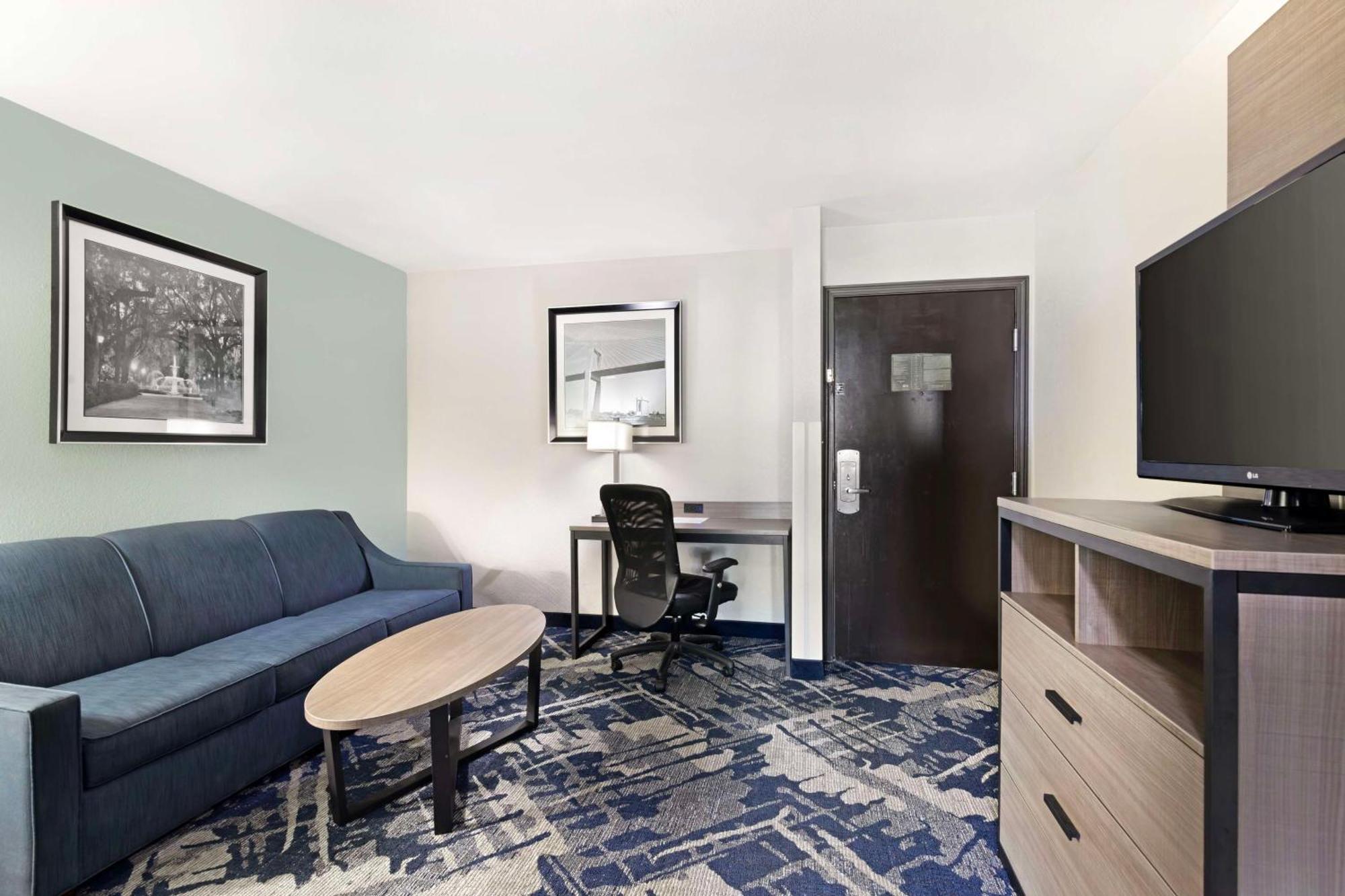 Best Western Savannah Airport Inn & Suites Pooler Eksteriør billede