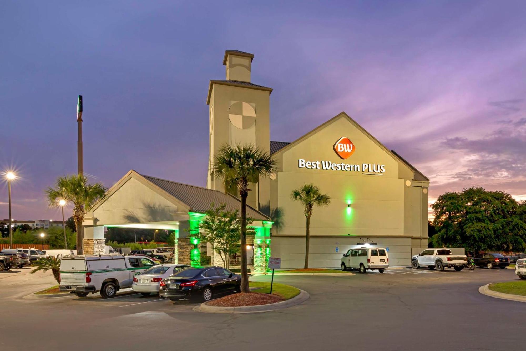 Best Western Savannah Airport Inn & Suites Pooler Eksteriør billede