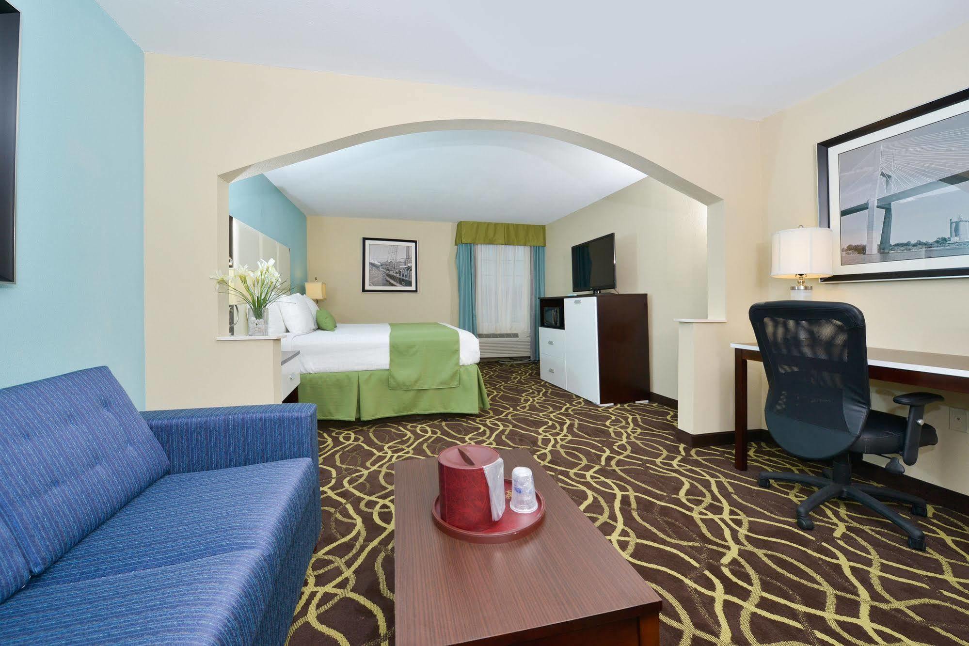 Best Western Savannah Airport Inn & Suites Pooler Eksteriør billede